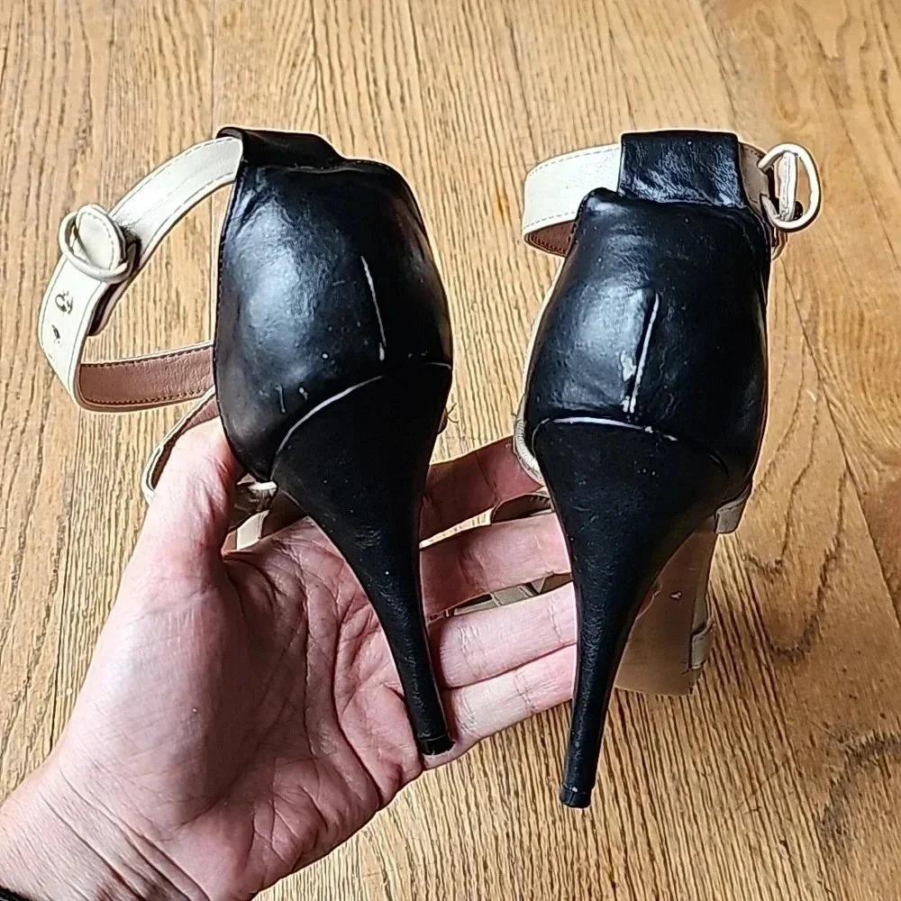 Betsey Johnson black and white heels size - Picture 4 of 10
